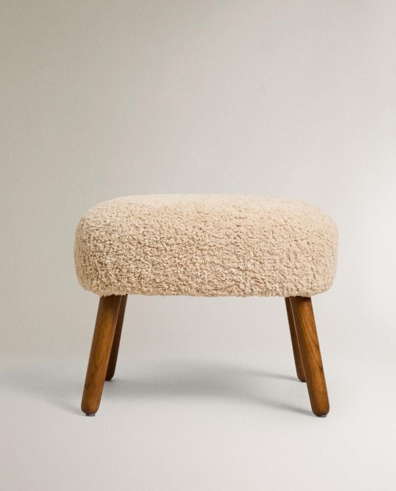 Peluş Kumaşlı Ayak Uzatma Taburesi